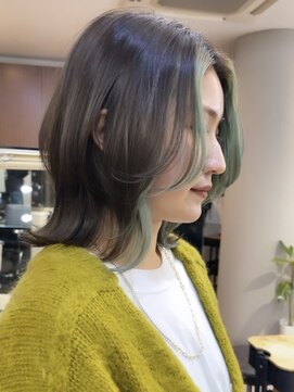 アミヘアーサプライ(AMI Hair Supply) ボブルフ/インナーカラー/グリーンカラー/レイヤーカット/カール
