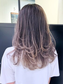 アルバム 池袋(ALBUM) バレイヤージュレイヤー_外ハネボブセクションカラー_ba403751