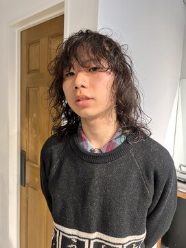 ナループロアツム(Nalu pu loa Tsum) マッシュウルフ/メンズパーマ/くせ毛風パーマ/レイヤーパーマ