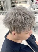 プラチナムシルバー ベリーショート