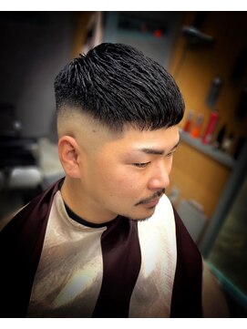 フジヤマバーバーショップ エビス(FUJIYAMA BARBER SHOP ebisu) スキンフェードクロップ【ebisu】