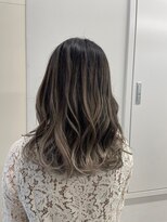 シエロバイシエスタ 池袋(cielo by siesta)&nbsp;☆バレイヤージュ　グレージュカラー☆