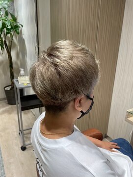 ビスイル 秋葉原店(Vis ill) ハイトーンカラーウルフマッシュレイヤーグレージュカラー