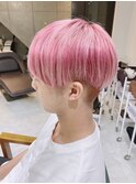 ホワイトピンクカラーマッシュウルフショート