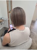 透明感たっぷりミルクティーベージュ