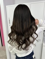 ロサ ファイブヘアー(Rosa..5Hair)&nbsp;暗めアッシュブラウン×インナーシルバー