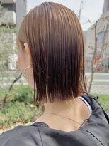 オーガニック アトリエ 大宮(organic+atelier)&nbsp;20代30代40代外ハネアッシュグレージュ肩ライン耳掛け