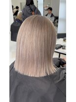 シャラ(Shala)&nbsp;ギャル過ぎない上品シルバー