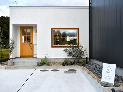 コム(KOMU)の写真