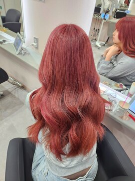 エル(L by truecreation) ピンクカラー