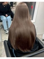 ペレ 梅田(PELE)&nbsp;ミディアムヘア/暗めカラー/グラ ンマッシュ/梅田