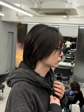 オーバルバイアピッシュ(OVARL by apish) メンズサロンメンズパーマシャドウ毛流れパーマ