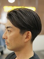 ザ チョップ ショップ ハラジュク(THE CHOP SHOP HARAJUKU)&nbsp;原宿渋谷理容室テーパーフェードカットメンズセンターパート