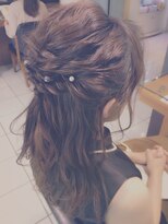 ネオリーブ チロル 横浜西口店(Neolive CiroL.)&nbsp;横浜 neolive spuare  大人可愛めハーフアップ