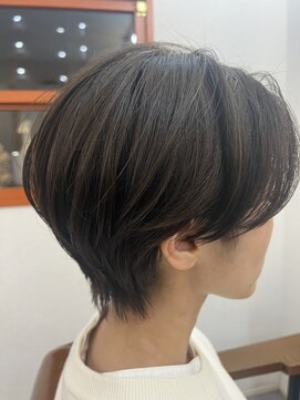 デイトゥデイトゥルーカラーズ(DAY TO DAY true colors) 耳掛けハンサムショート