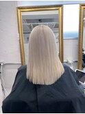 ホワイティベージュ