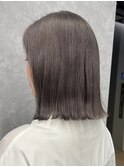 切りっぱなしボブハイトーングレージュダブルカラー