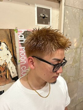 スティーロ 渋谷(Steelo) Steelo  ライトベージュ×フェードスタイル