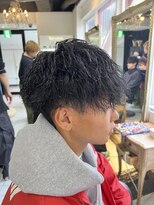 アイズ 海老名(AIZU)&nbsp;ツイストスパイラルパーマ　ブリーチパーマ　ブルーブラック