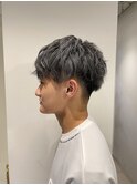 無造作メンズショート☆ツーブロックシルバーアッシュ