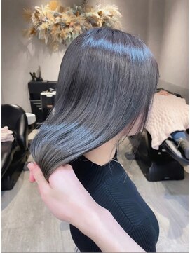 ロンド レア 天神大名店(Lond Le’a) ダブルカラーベージュカラーケアブリーチハイトーンカラー韓国