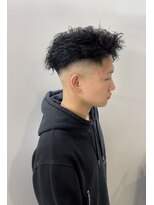 ペルソナ(PERSONA)&nbsp;『ツイストスパイラル×スキンフェード』