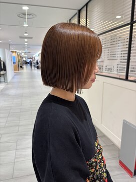 ビーハイブアヴェダ PARCO2店(BEHIVE AVEDA) 【ブリーチなし】ベージュ×切りっぱなしボブ/sakuya