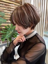 ディモアンド 表参道(Dimo&) xカット/イメチェン/ホワイトブロンド/外ハネボブ/美髪