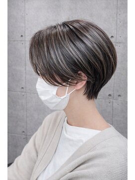 リトマス 二子玉川(litmus) 二子玉川/脱白髪染め/ショートボブ/髪質改善/50代／60代/白髪