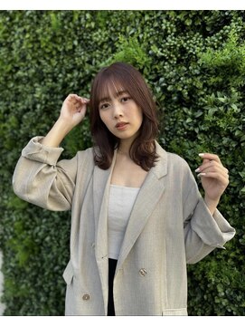 トロワ 高崎(TROIS.) ミディアムレイヤー