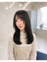 エミン(emyn)&nbsp;髪が変わる【美髪革命】艶髪/髪質改善/縮毛矯正/代々木