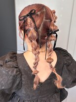 ピエスヘア(PIE'CE HAIR)&nbsp;細見えタイトツイン＊リボンアレンジ