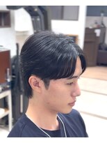 オアゾバーバー(OAZO BARBER)&nbsp;縮毛矯正/センターパート/毛流れ/メンズ/刈り上げないスタイル