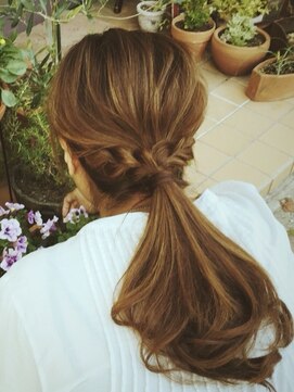 ナイーマ(NAIMa) 北欧ガール風アレンジ