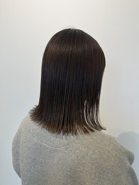 アドラーブル 万代店 (adorable) 【髪質改善トリートメント】切りっぱなしボブ　10代20代30代