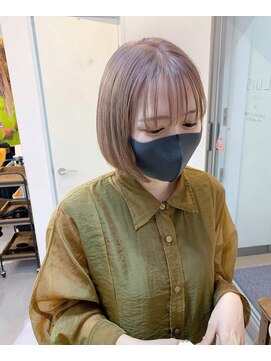 ピヨン 心斎橋(piLLon) ミルクティーベージュ