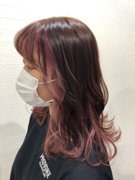 レーヴ(Reve) ピンクのフレーミングインナーカラー