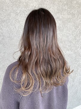アチーブリス(achieve Liss) 暗髪黒髪+グラデーションベージュ 柔らかウェーブロング