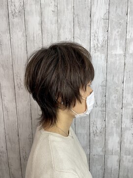 ビューティドレッセヤマノ 池袋パルコ(Beauty Dresse YAMANO) 【白髪ぼかしハイライト】【マッシュウルフ】【ショートカット】