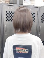 ギークス(GEEKS)&nbsp;【GEEKS渋谷】グレージュ/伸ばしかけボブ/20代30代/小顔/夏ヘア