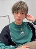 魅力倍増カールセミディシアーカラーダークアッシュショートヘア