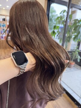 エ フュチュール(et Futur) ブラウンベージュ