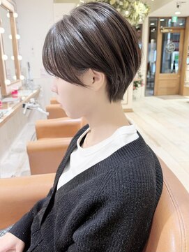 ネオリーブ クタ 町田店(Neolive kuta) 大人かわいいマッシュショート【ショート241203】