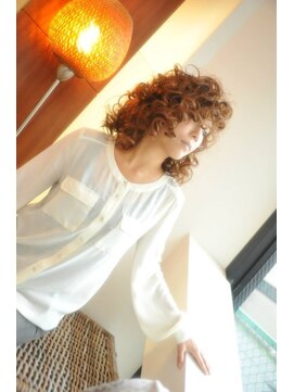 ブラウン(Brown+) カーリースタイル