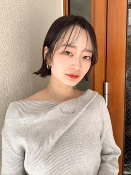 シェルター バイ トウキョウ(Shelter by TOKYO) イメチェン前髪あり外ハネボブ×グレーアッシュ