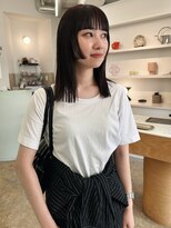 ユー(yew)&nbsp;顔周りカット／姫カット／切りっぱなしミディアム／前髪カット