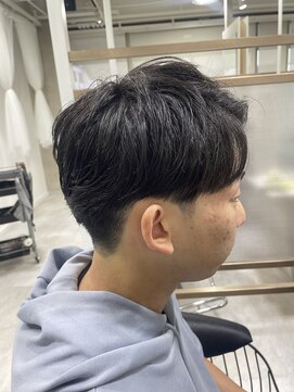 さわやかツーブロックマッシュショート