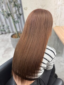 アロ 梅田(alo) ハニーブラウンカラー