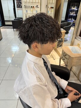 ラヴィット 横浜店(LUVIT) ツイストスパイラル メンズパーマ メンズカット 横浜