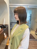 エルサフィロ ヨドヤバシ(el zafiro yodoyabashi) オリーブベージュ ミディアムボブスタイル